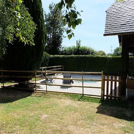 Maison A Colombages Pres De Deauville, Trouville Formentin Bagian luar foto