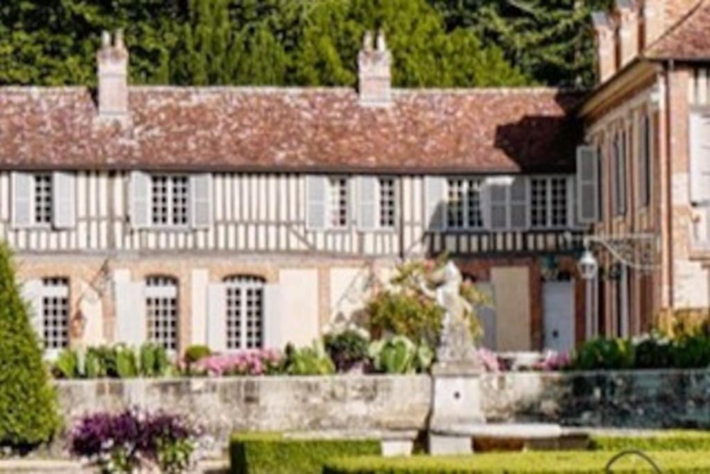 Maison A Colombages Pres De Deauville, Trouville Formentin Bagian luar foto
