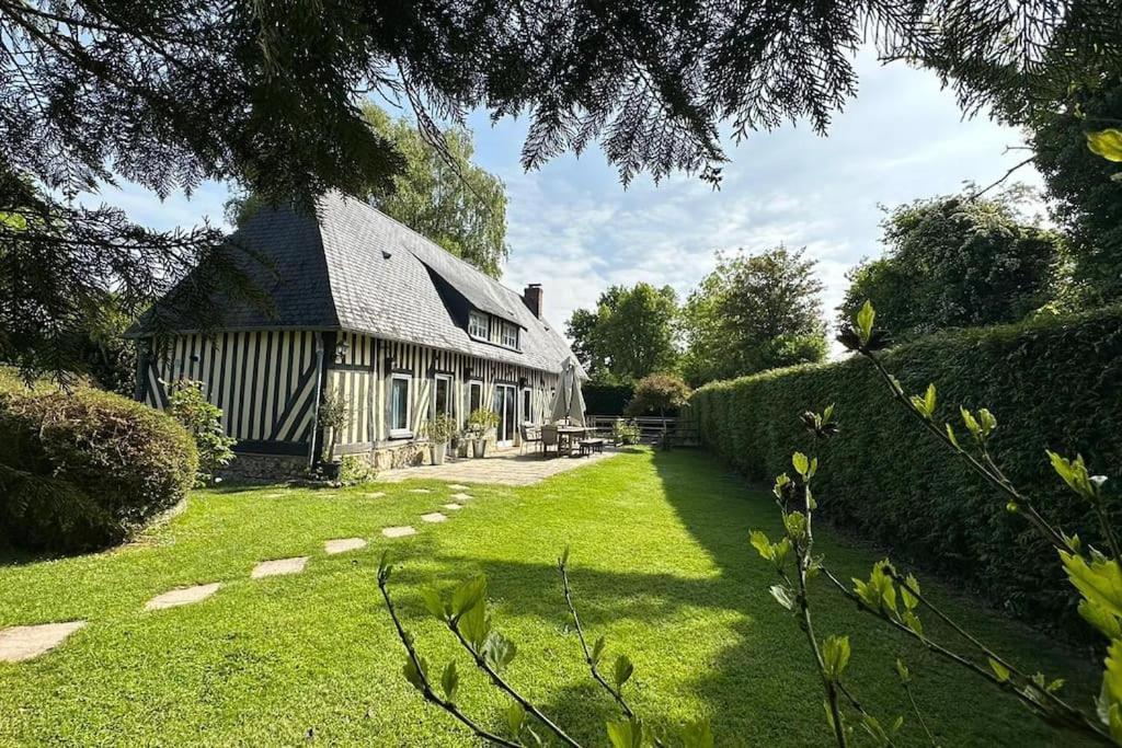 Maison A Colombages Pres De Deauville, Trouville Formentin Bagian luar foto