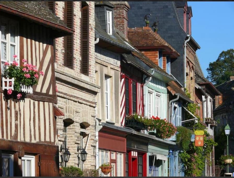 Maison A Colombages Pres De Deauville, Trouville Formentin Bagian luar foto